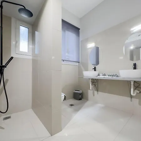Satovriandou Spacious 128Sqm Apt In Athen Exterior foto