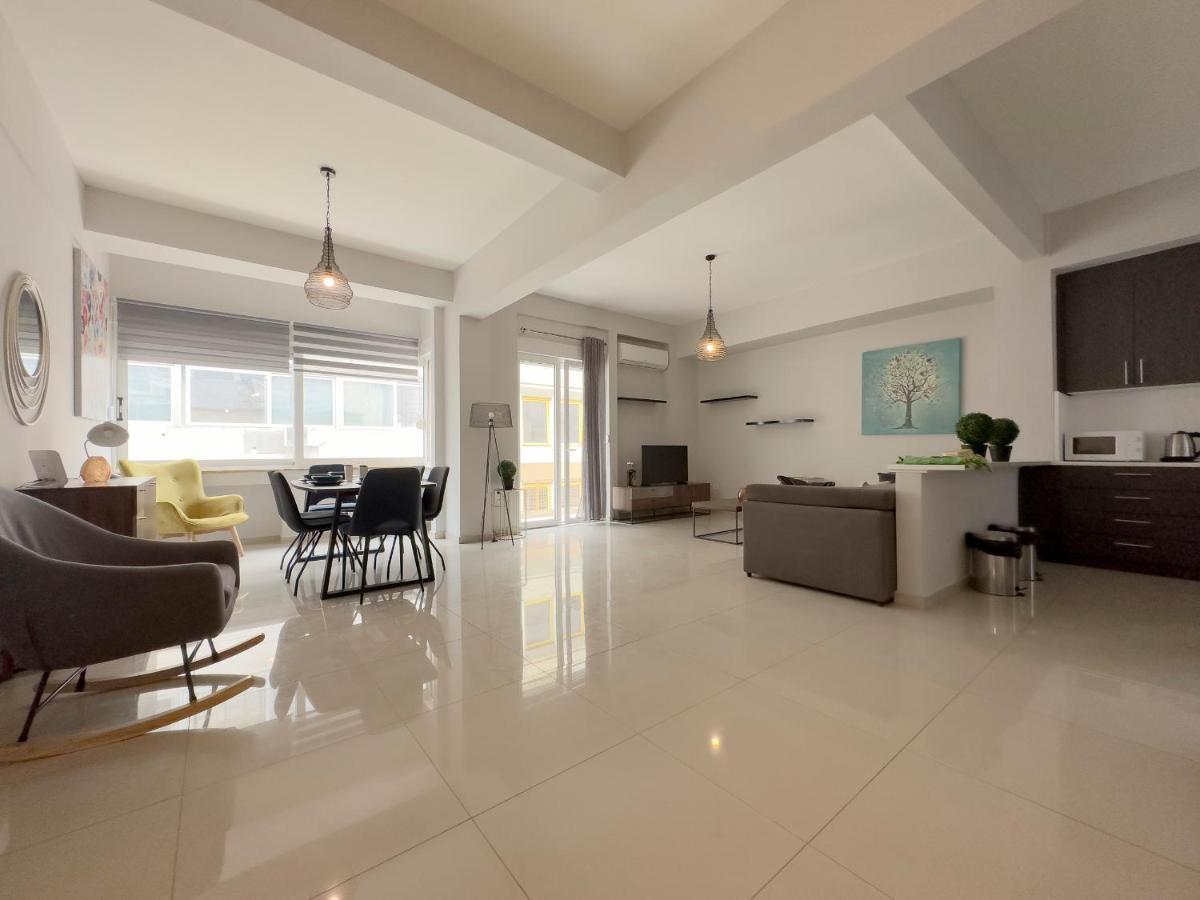 Satovriandou Spacious 128sqm In Apartment