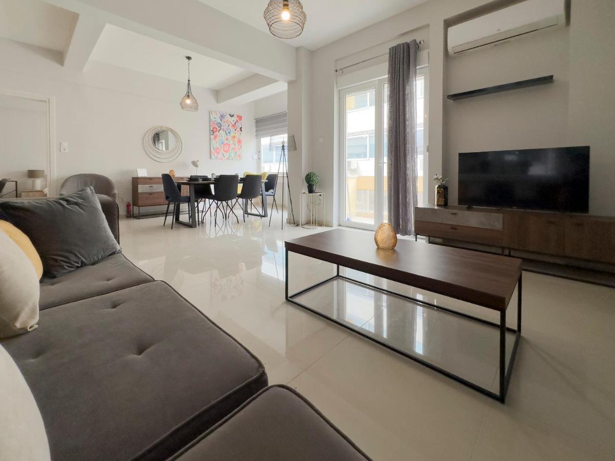 Satovriandou Spacious 128sqm In Apartment *