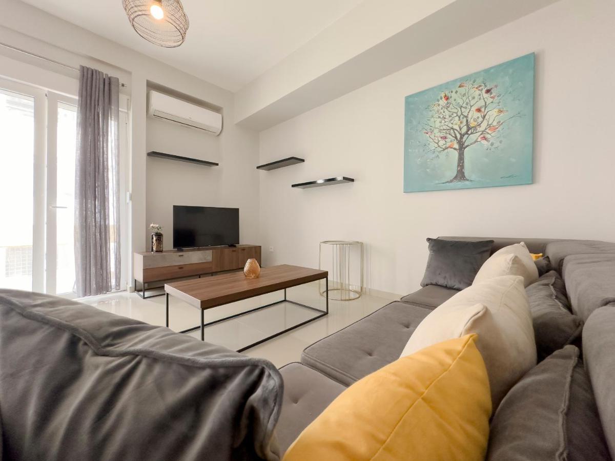 Satovriandou Spacious 128sqm In Apartment *