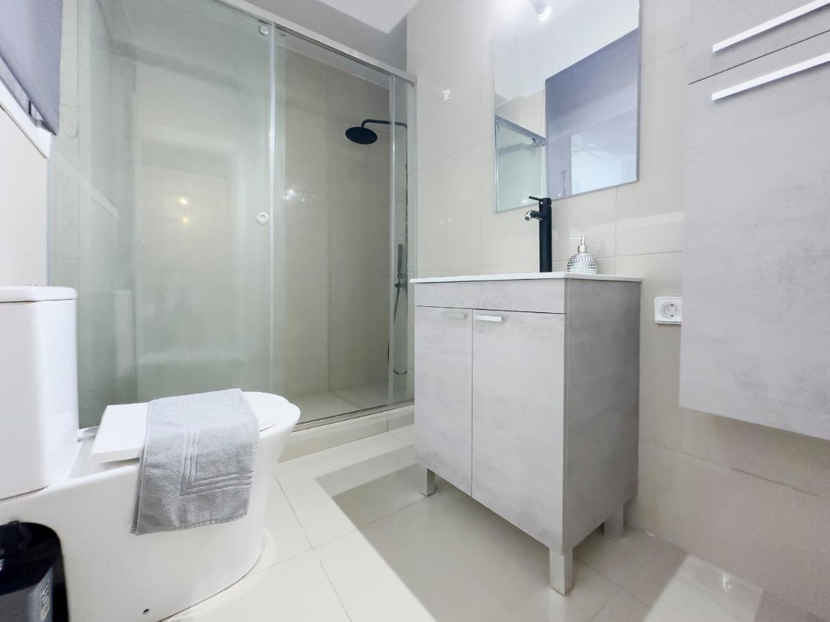 Satovriandou Spacious 128sqm In Athens